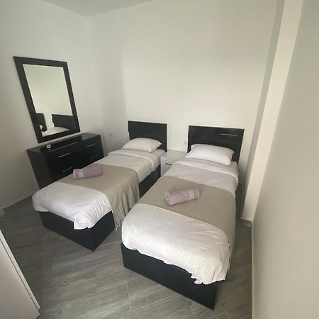 Sanctuary Sunlit Hurghada Haven With 4 Pools, Rooftop Sunsets & Gourmet Bites Steps Away מראה חיצוני תמונה