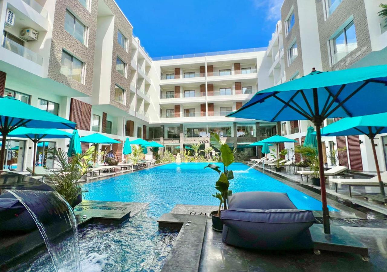 Sanctuary Sunlit Hurghada Haven With 4 Pools, Rooftop Sunsets & Gourmet Bites Steps Away מראה חיצוני תמונה
